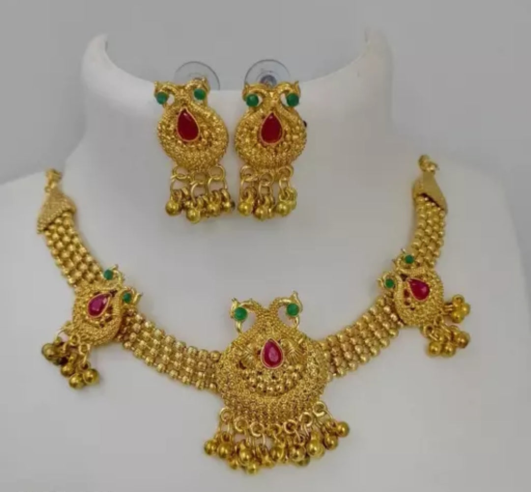 Gold Plated Choker with Earring.